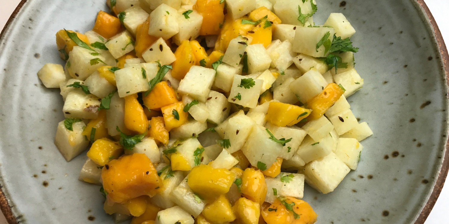 Mango & Jicama Salad Veggiecurean