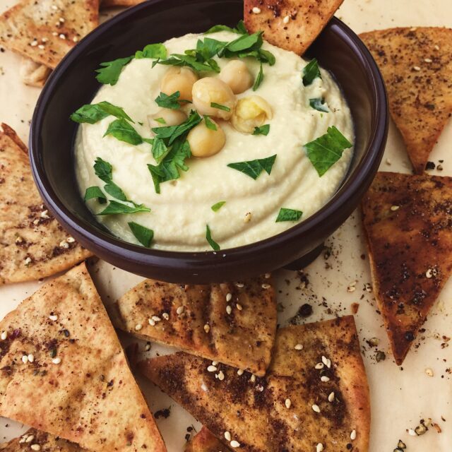 Classic Hummus & Baked Pita - Veggiecurean