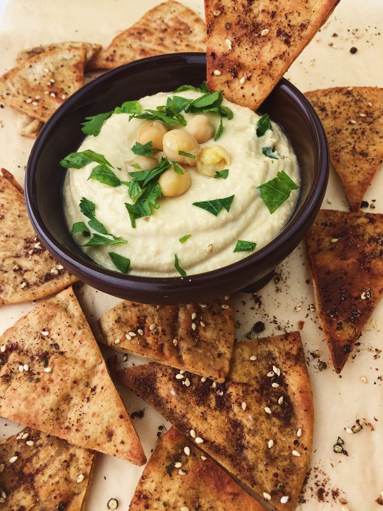 Classic Hummus &amp; Baked Pita - Veggiecurean