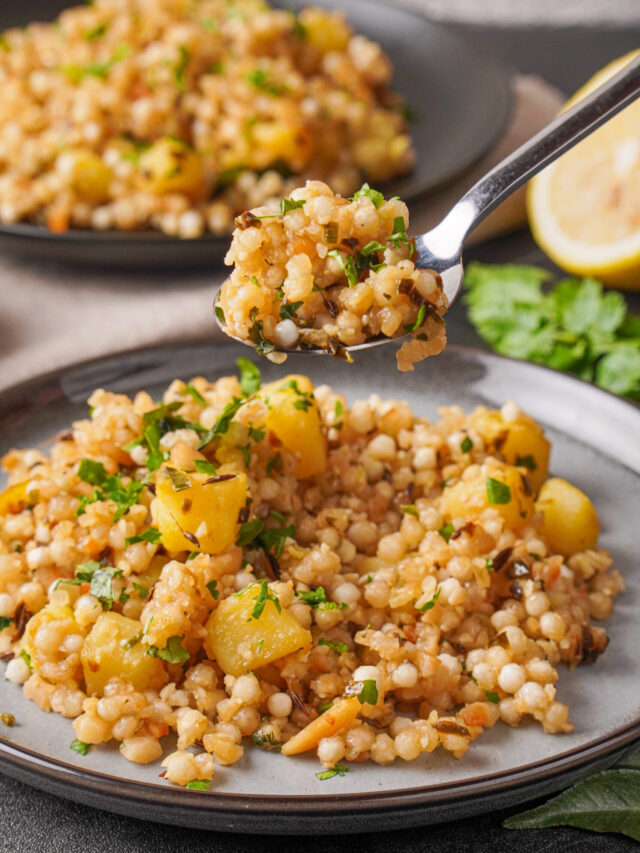 Easy Vegan Sabudana (Sago) Khichdi Pilaf Recipe