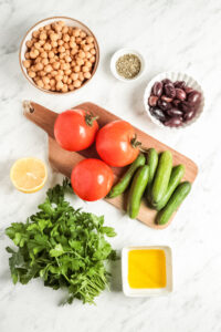 INGREDIENTS FOR DELICIOUS & EASY GREEK CHICKPEA SALAD RECIPE